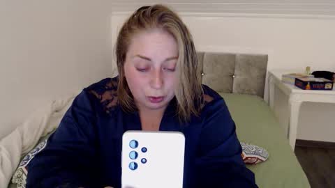Snapshot of andorphina chatting on 10/07/25, 08:17 Andorphin online show from 10/07/25, 08:17