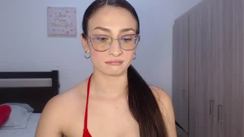 Snapshot of andracyruss_ chatting on 08/06/26, 09:39 andracyruss_ online show from 08/06/26, 09:39