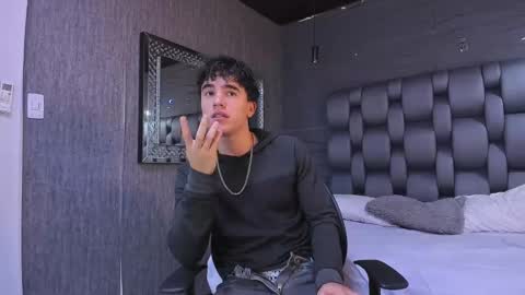 Andre Parker online show from 12/05/24, 01:25