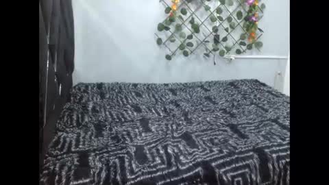 andrea1_ebony online show from 11/07/25, 08:09