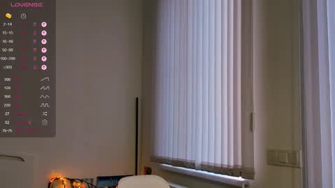Snapshot of andrea__bass chatting on 09/20/25, 03:13 andrea__bass online show from 09/20/25, 03:13