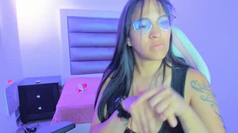 andrea_brunette_ online show from 11/12/25, 03:45