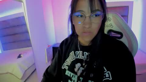 andrea_brunette_ online show from 12/02/25, 01:05