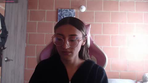 Snapshot of andrea_camila chatting on 02/16/26, 03:19 Andrea online show from 02/16/26, 03:19