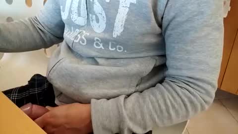 andrea_feetlover online show from 11/06/25, 06:47