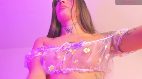 Snapshot of andrea_flow chatting on 03/05/25, 02:23 Andrea online show from 03/05/25, 02:23