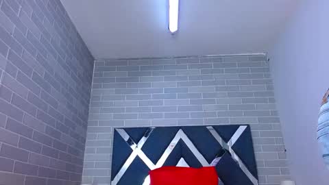 Andres Gil online show from 10/11/25, 12:15