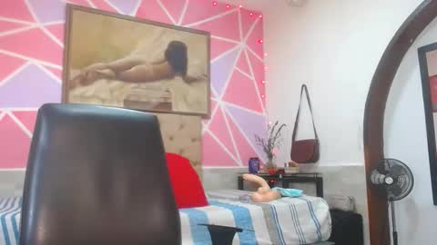Snapshot of andrea_ospina1 chatting on 03/01/25, 06:43 andrea ospina1 online show from 03/01/25, 06:43