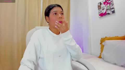 Snapshot of andrea_sancheez chatting on 09/12/25, 01:00 Andrea online show from 09/12/25, 01:00
