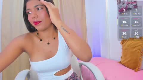 Snapshot of andrea_sancheez chatting on 09/16/25, 01:34 Andrea online show from 09/16/25, 01:34