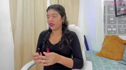 Snapshot of andrea_sancheez chatting on 10/23/25, 09:57 Andrea online show from 10/23/25, 09:57