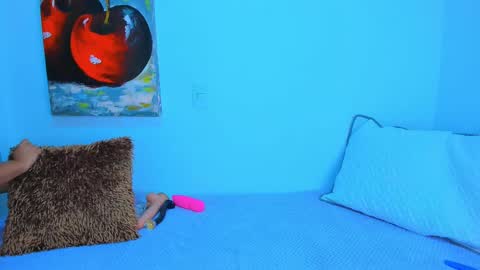 andrea online show from 02/16/25, 09:37