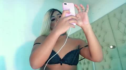 Andrea online show from 03/08/25, 07:38