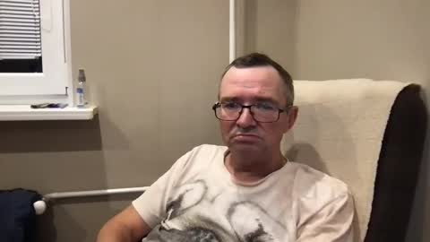 Snapshot of andreass60 chatting on 12/30/24, 05:26 andreass60 online show from 12/30/24, 05:26