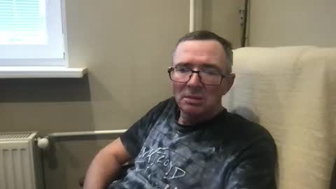 Snapshot of andreass60 chatting on 11/03/25, 12:06 andreass60 online show from 11/03/25, 12:06