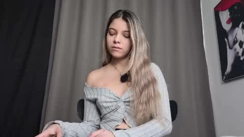 Snapshot of andreau_19 chatting on 06/01/26, 01:24 andreau 19 online show from 06/01/26, 01:24