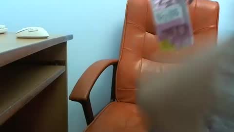 andreeacorina713 online show from 05/10/26, 05:07