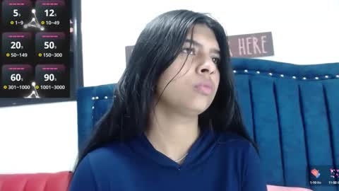 Snapshot of andreinabrown18 chatting on 12/30/24, 02:08 Andreina online show from 12/30/24, 02:08