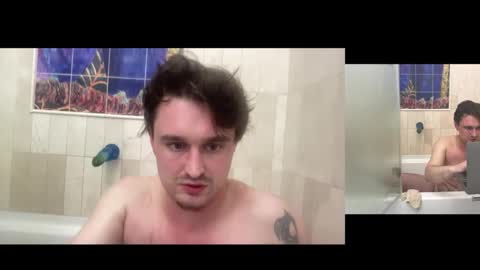 Snapshot of andrenoma427 chatting on 10/25/25, 03:36 andrenoma427 online show from 10/25/25, 03:36