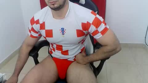 andres180950734 online show from 09/15/25, 10:48