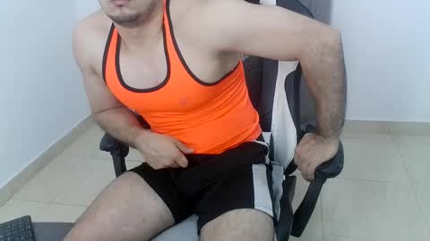 andres180950734 online show from 09/25/25, 11:30