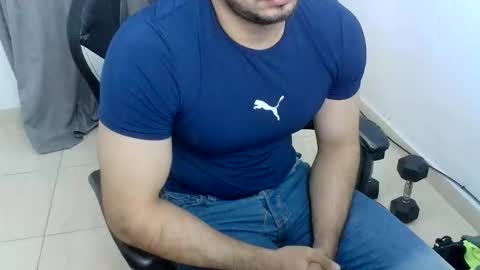 andres180950734 online show from 01/19/26, 11:58