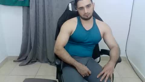 Snapshot of andres180950734 chatting on 05/30/26, 12:30 andres180950734 online show from 05/30/26, 12:30
