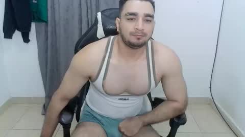 Snapshot of andres180950734 chatting on 06/09/26, 12:06 andres180950734 online show from 06/09/26, 12:06