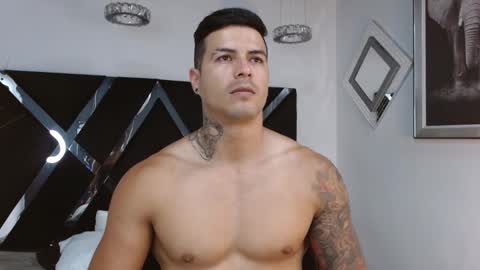 insta andres clark  online show from 02/14/25, 12:09