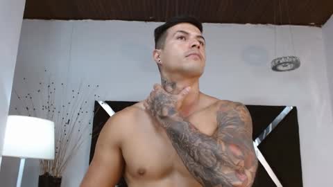 insta andres clark  online show from 02/14/25, 08:48