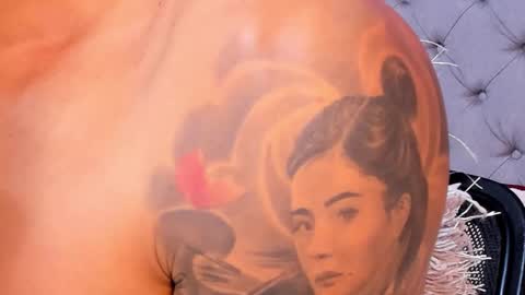 insta andres clark  online show from 09/09/25, 05:45