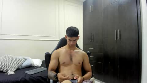 Snapshot of andres_stud chatting on 05/11/26, 03:34 andres_stud online show from 05/11/26, 03:34