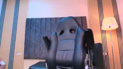 Snapshot of andres_stud chatting on 07/11/26, 04:59 andres_stud online show from 07/11/26, 04:59