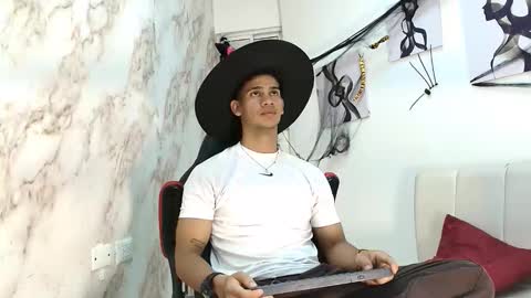 ANDRES  online show from 10/20/25, 04:46