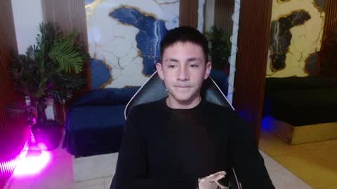 Snapshot of andres_tay chatting on 04/14/26, 02:50 andres_tay online show from 04/14/26, 02:50
