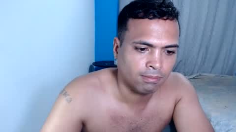 Snapshot of andresfern chatting on 07/12/26, 02:13 ANDRES online show from 07/12/26, 02:13