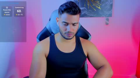 Snapshot of andresfiit chatting on 05/19/26, 01:44 Andres online show from 05/19/26, 01:44