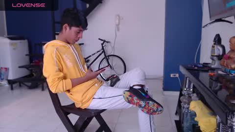 Andres Dean online show from 02/10/25, 05:19