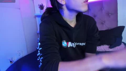 Snapshot of andreuw_wolf chatting on 03/07/25, 10:56 Andreuw Wolf online show from 03/07/25, 10:56