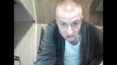 andrew3356577 online show from 01/20/25, 05:59