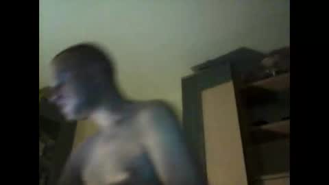 andrew3356577 online show from 10/09/25, 09:13