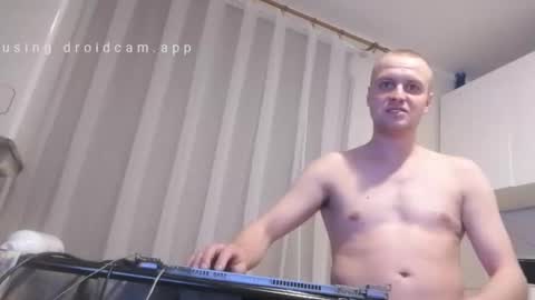 andrew3356577 online show from 01/18/26, 12:03