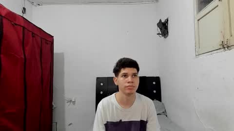 andrew_2811 online show from 02/11/26, 03:11