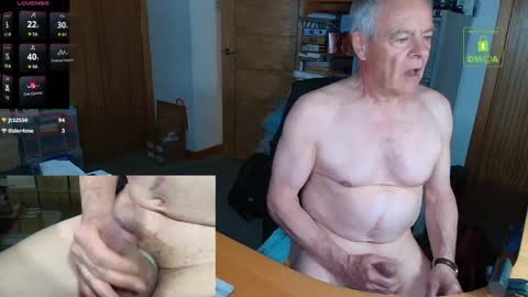 Snapshot of andrew_9999 chatting on 05/19/26, 10:27 Andrew online show from 05/19/26, 10:27
