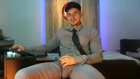 Andrew online show from 10/31/25, 03:07