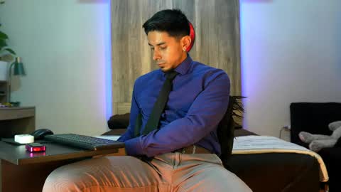 Andrew online show from 04/26/26, 07:28