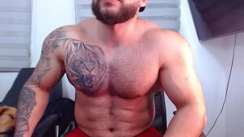 andrew_holden__ online show from 02/10/26, 12:04