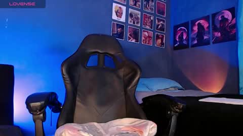 Andrew online show from 10/10/25, 04:33