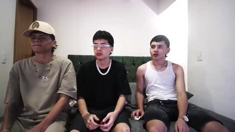 andrew restrepo online show from 09/21/25, 09:27