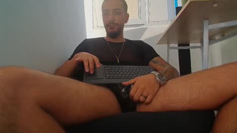 Snapshot of andrewbanner chatting on 09/16/25, 05:30 MasterRomania online show from 09/16/25, 05:30